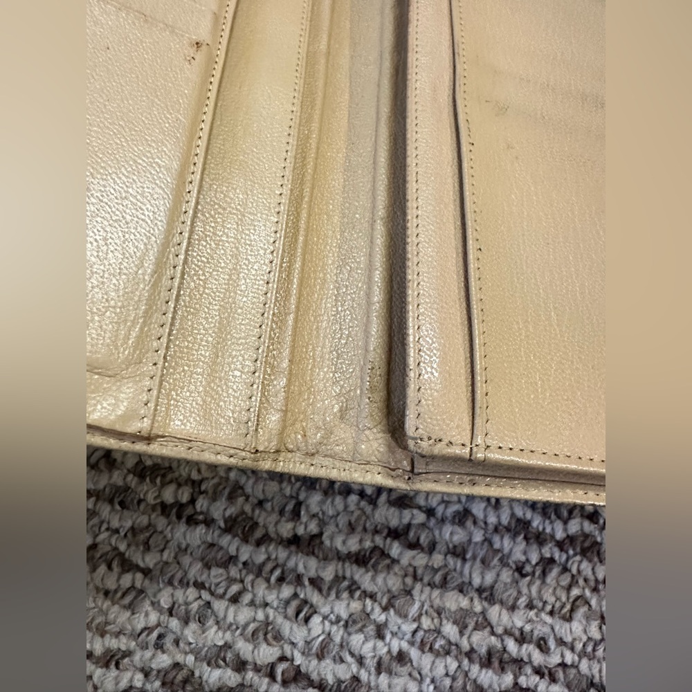 Chanel Bifold Wallet - Picture 17 of 17